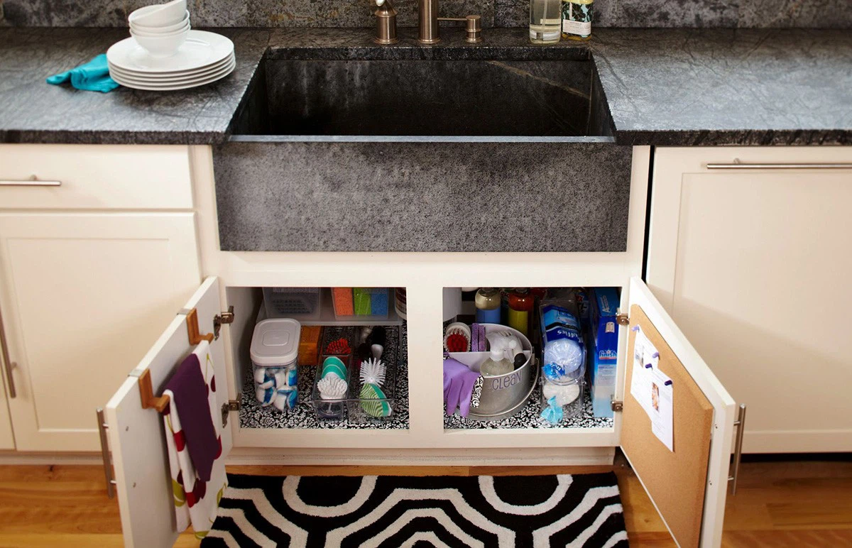 kitchen-sink-cabinet-organization-caddies-E5kKOJOLq3v8kOn2Y12Om-2-3e3091f6701a460bb6820d56632f42e7 kitchen-sink-cabinet-organization-caddies-E5kKOJOLq3v8kOn2Y12Om-2-3e3091f6701a460bb6820d56632f42e7