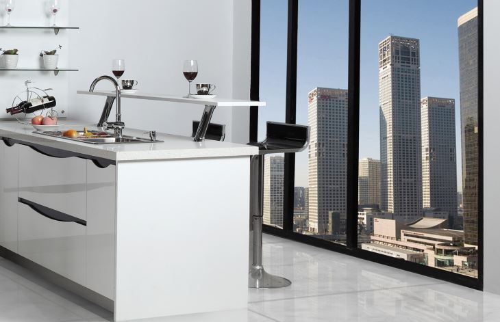 Modern White Lacquered Kitchen Cabinet